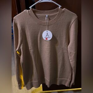 Anrabess sweater, size small. NWT